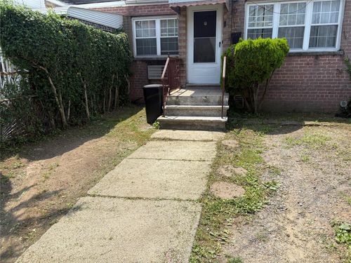 3485 Mickle Ave, Bronx, NY, 10469-1605 | Card Image
