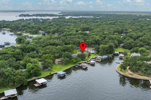 301 Northshore, Trinidad, TX, 75163-2202 | Card Image