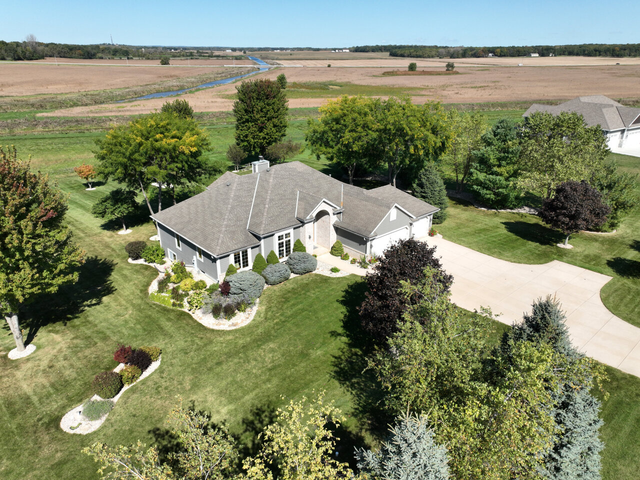 Eagle View Dr, Waterford, WI 53185