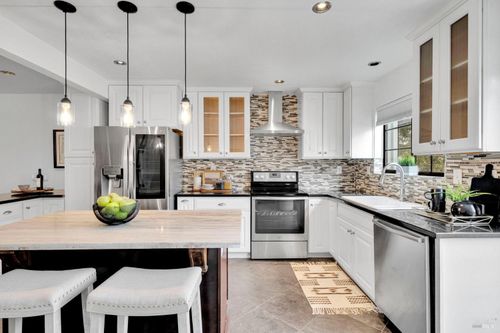 707 E Military E None, Benicia, CA, 94510 | Card Image
