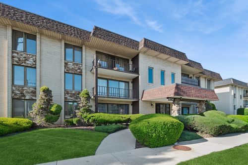 2b-4716 W 106th Pl, Oak Lawn, IL, 60453-5257 | Card Image
