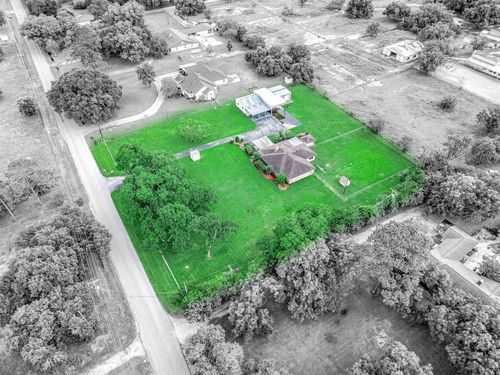 2295 County Road 145, Alvin, TX, 77511-7616 | Card Image