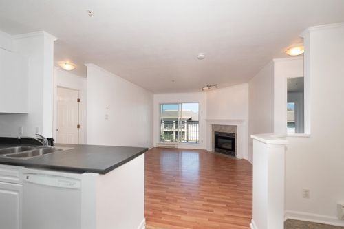 403-12206 224 St, Maple Ridge, BC, V2X6B8 | Card Image
