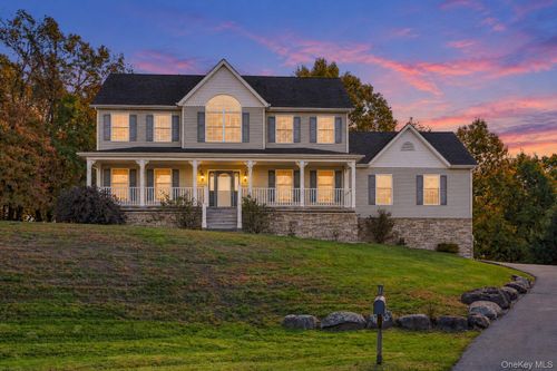 9 Von Trapp Ct, Washingtonville, NY, 10992-1049 | Card Image