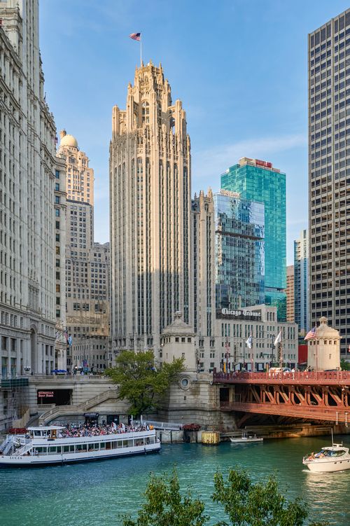 414-435 Michigan Ave, Chicago, IL, 60611-4001 | Card Image