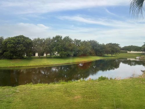 203-3540 Whitehall Dr, West Palm Beach, FL, 33401-1085 | Card Image