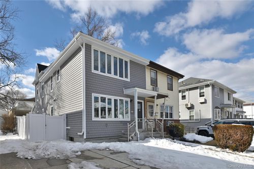 64-46 217th St, Oakland Gardens, NY, 11364-2236 | Card Image
