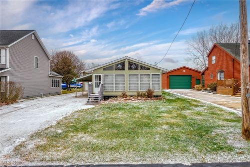 2112 S Harborview Dr, Lakeside Marblehead, OH, 43440-2442 | Card Image