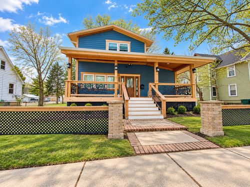 1122 Lincoln St, North Chicago, IL, 60064-1325 | Card Image