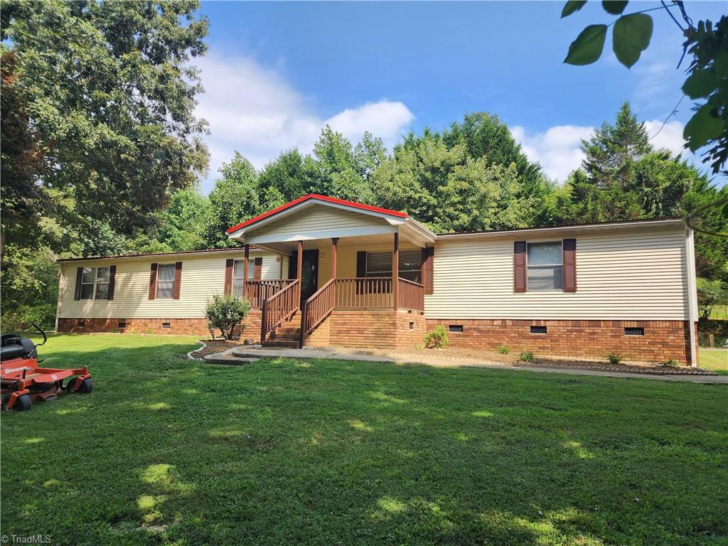 Old Place Ln, Ararat, NC 27007
