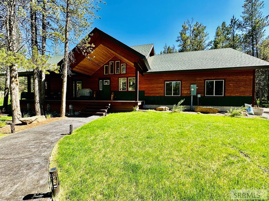Evergreen Ln, Island Park, ID 83429