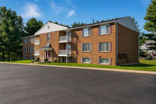 951 Wood Hollow Dr, Cranberry Twp, PA, 16066 | Card Image