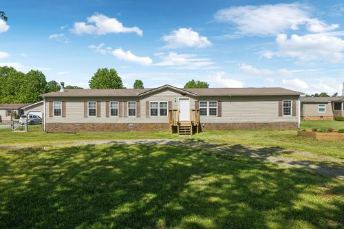 2580 Cook Rd, Woodlawn, TN, 37191-9038 | Card Image