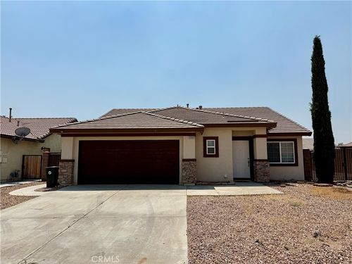 10989 Continental St, Adelanto, CA, 92301-6176 | Card Image