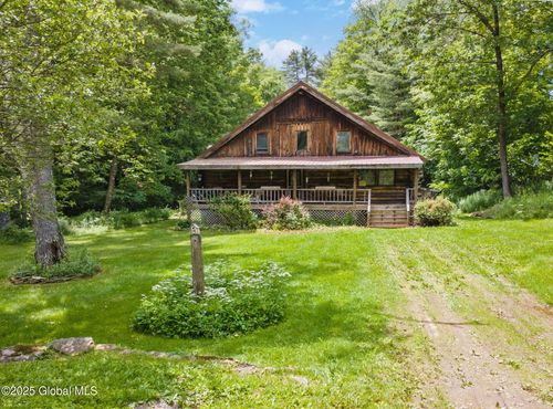 207 Dyer Rd, Jefferson, NY, 12093-4811 | Card Image