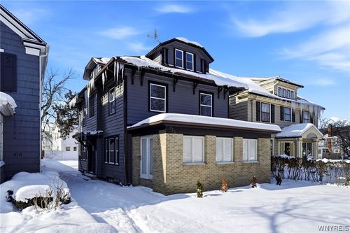 322 Voorhees Ave, Buffalo, NY, 14216-2133 | Card Image