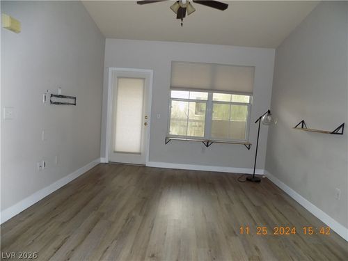 2145-9975 Peace Way, Las Vegas, NV, 89147-8270 | Card Image