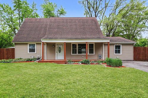 396 Clear Creek, Valparaiso, IN, 46385 | Card Image