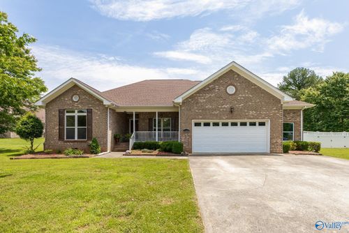 11228 Stewart Rd, Tanner, AL, 35671-3662 | Card Image