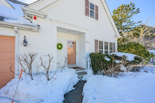 22-22 Stratford Rdg, Mashpee, MA, 02649-6404 | Card Image