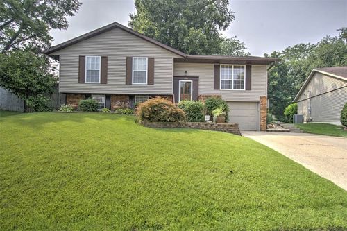 985 Montgomery Ct, Decatur, IL, 62526-1240 | Card Image