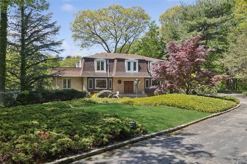 94 Cove Rd, Oyster Bay, NY, 11771-2436 | Card Image