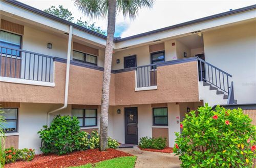 2-205-2700 Nebraska Ave, PALM HARBOR, FL, 34684-2614 | Card Image