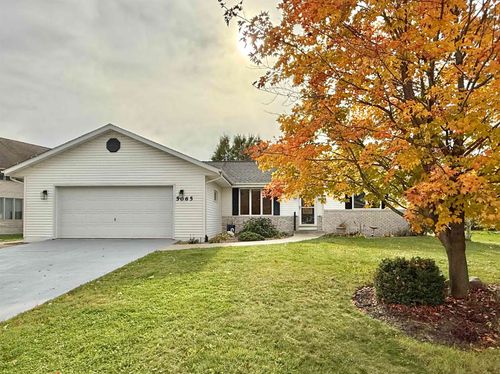 5065 Walnut Grove Rd, Milton, WI, 53563-8406 | Card Image