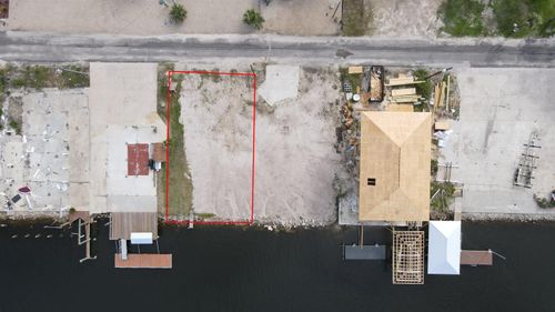 20915 Marina Rd, Perry, FL, 32348-8207 | Card Image