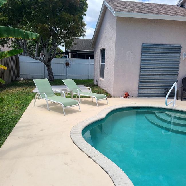 6374 Robinson St, House other with 2 bedrooms, 2 bathrooms and null parking in Jupiter FL | Image 15