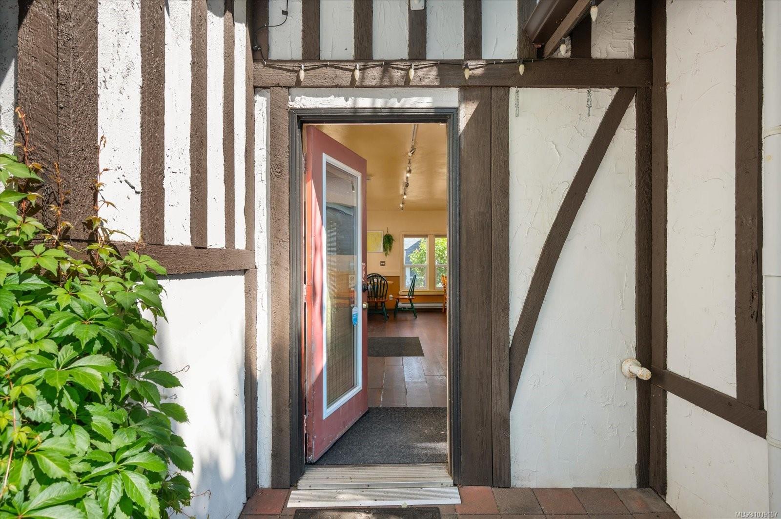 Commercial Sale in Qualicum Beach 4