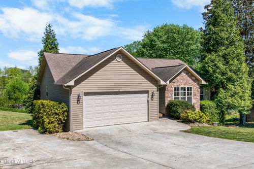 172 Mountain View Rd, Jacksboro, TN, 37757-2329 | Card Image