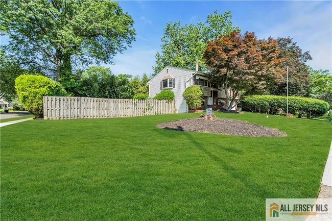 260 Grant Ave, House other with 3 bedrooms, 3 bathrooms and null parking in Piscataway NJ | Image 4