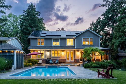255 Normandy Ave, Waterloo, ON, N2K1X6 | Card Image