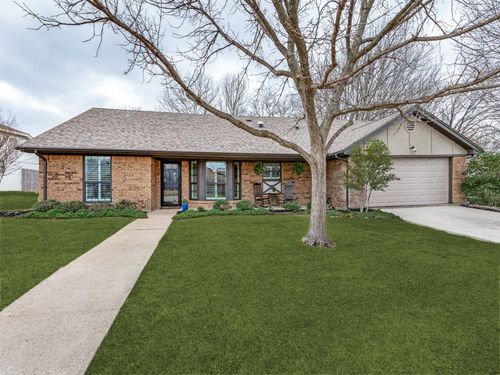 932 Western Trl, Keller, TX, 76248-4922 | Card Image