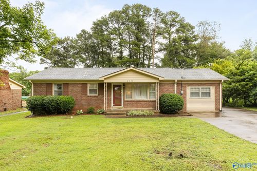 2514 Birchfield St Nw, Huntsville, AL, 35810-2162 | Card Image
