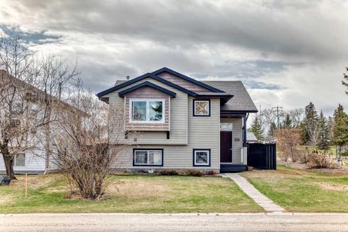 102 Robinson Ave, Penhold, AB, T0M1R0 | Card Image
