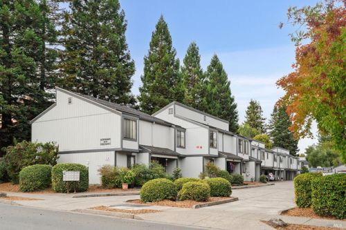 200 Pleasant Hill Ave N, Sebastopol, CA, 95472-3106 | Card Image