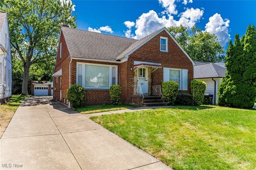 4226 Okalona Rd, South Euclid, OH, 44121-3149 | Card Image