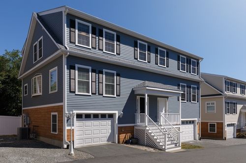 11-11 Elbridge Ln, Marblehead, MA, 01945-1700 | Card Image