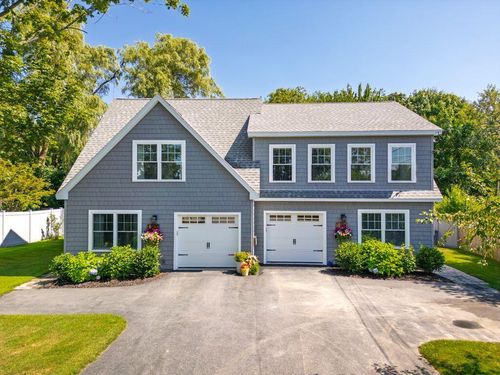 49 Smith Street, South Portland, ME, 04106 | Card Image
