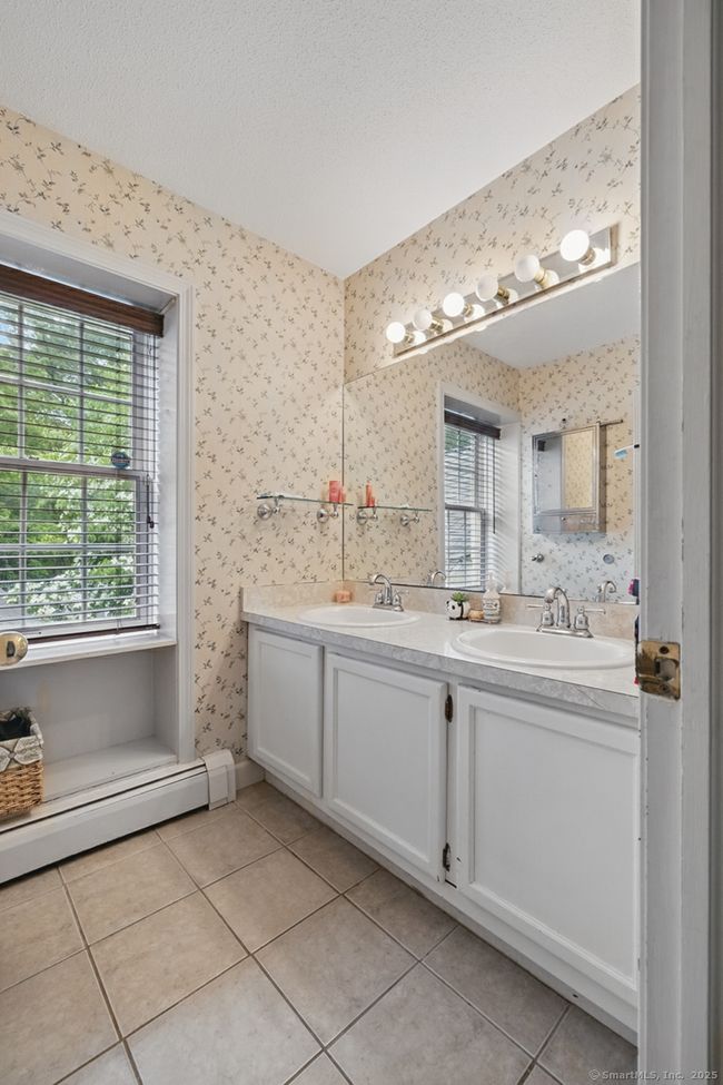 65 Nassahegan Dr, House other with 4 bedrooms, 3 bathrooms and null parking in Burlington CT | Image 31