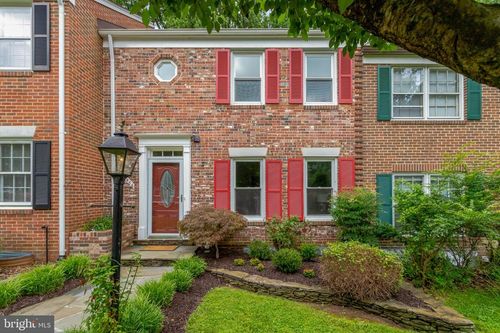5466 Mersea Ct, BURKE, VA, 22015-1969 | Card Image