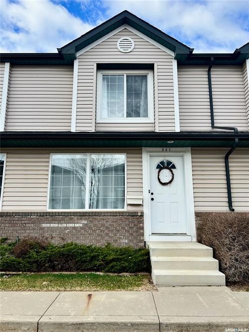 241-670 Kenderdine Rd, Saskatoon, SK, S7N4W5 | Card Image