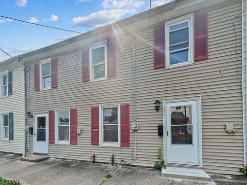 175 Market St, Belvidere, NJ, 07823-1204 | Card Image