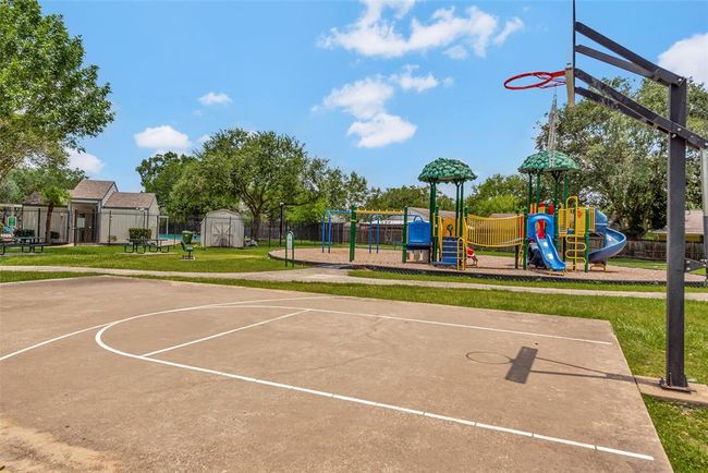 20110 Misty Pines Dr, House other with 3 bedrooms, 2 bathrooms and 2 parking in Humble TX | Image 11
