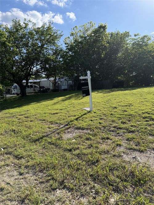 238 Russell Dr, Rockwall, TX, 75032-5663 | Card Image