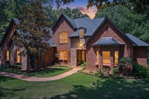 30 Amesbury Cv, Eads, TN, 38028-3672 | Card Image