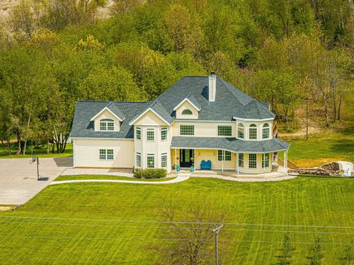 2222 County Road A, Stoughton, WI, 53589-4228 | Card Image