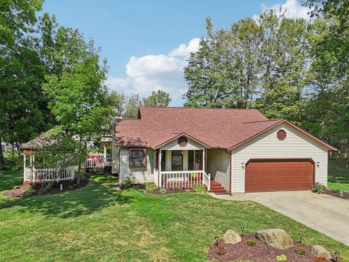 49 Iris Ct Sw, Etna, OH, 43062-9046 | Card Image